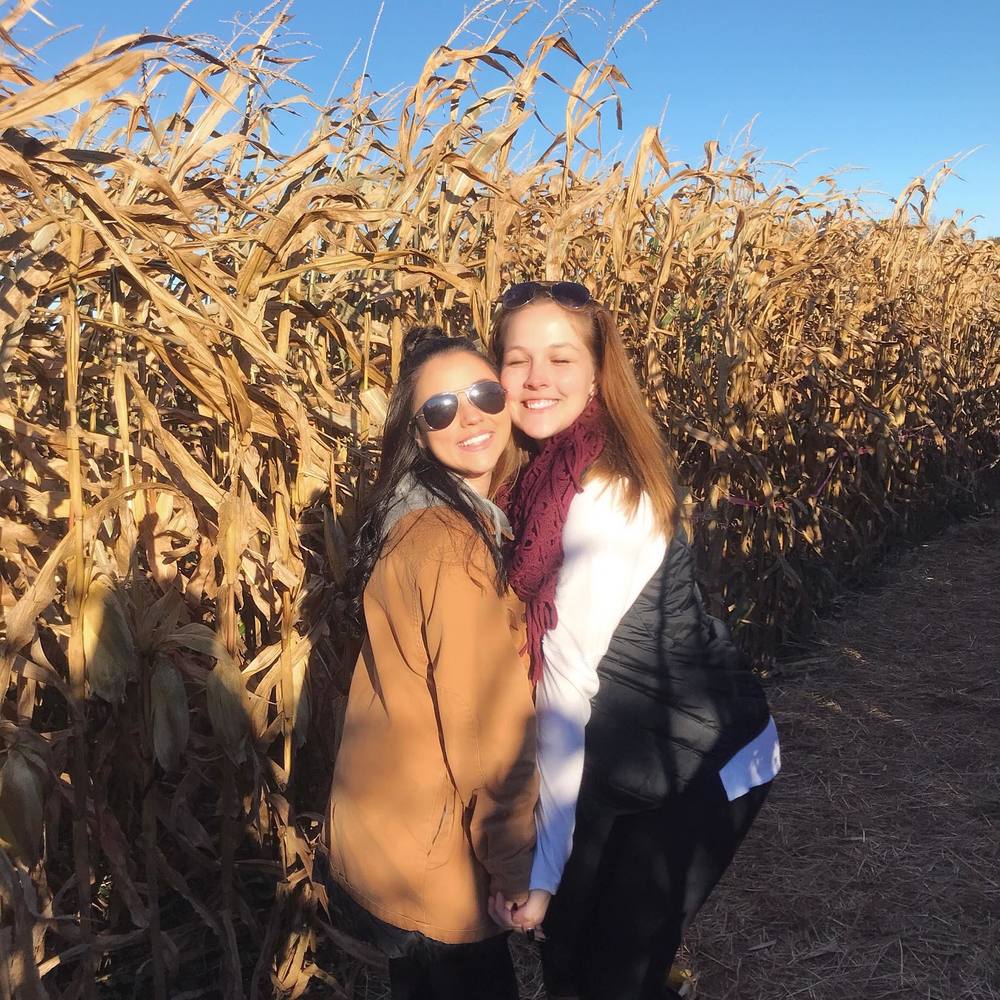 Meet your Posher, Nadia